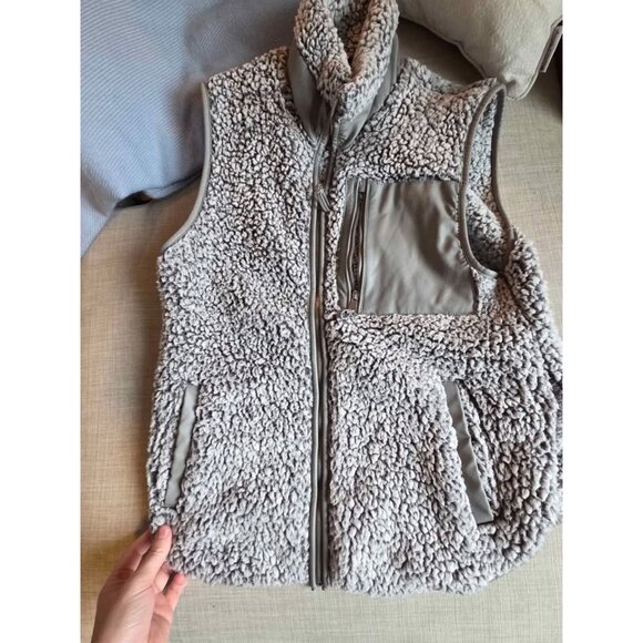 Abercrombie and Fitch sherpa vest mens medium - Picture 6 of 6